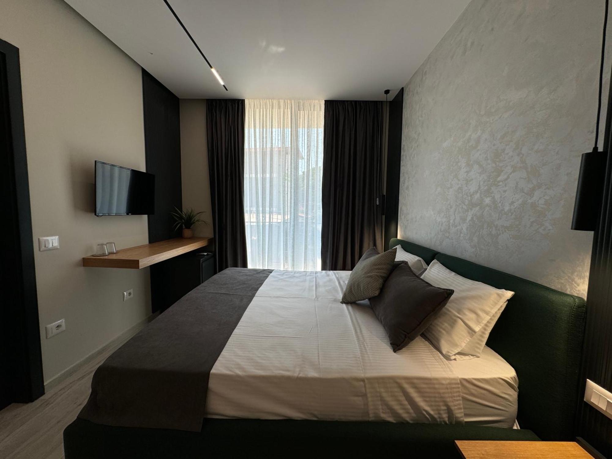 Twins Hotel Vlorë 外观 照片