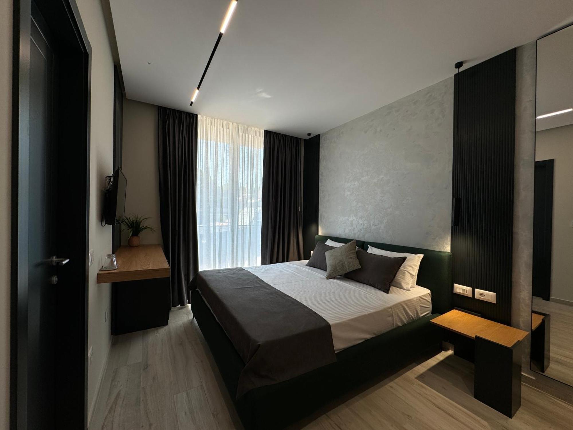 Twins Hotel Vlorë 外观 照片