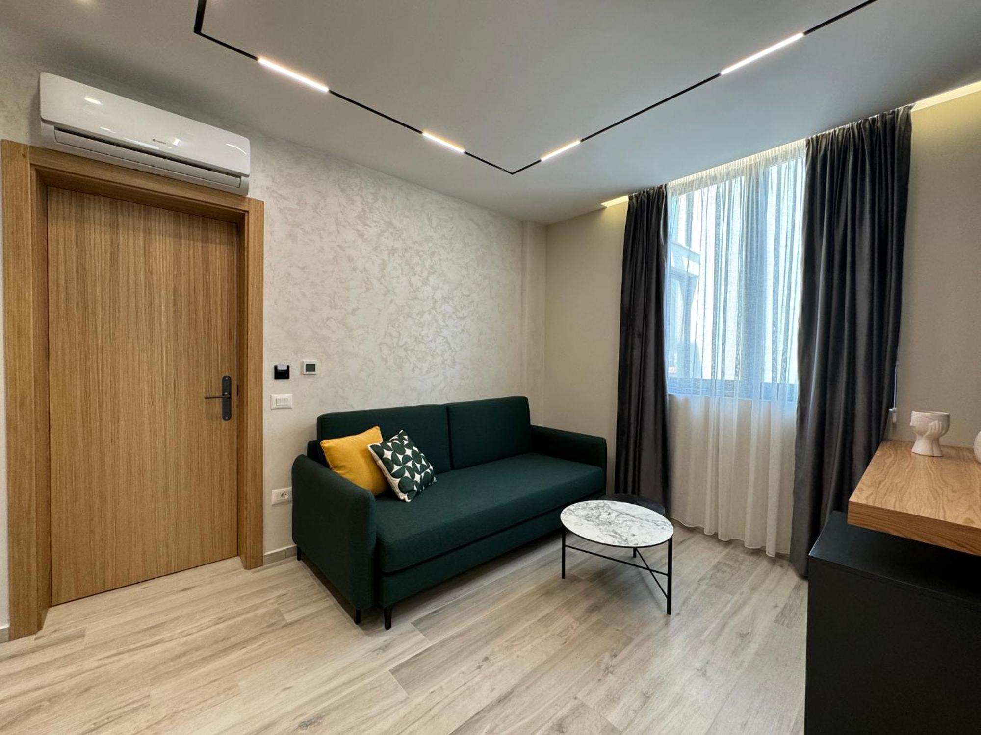 Twins Hotel Vlorë 外观 照片