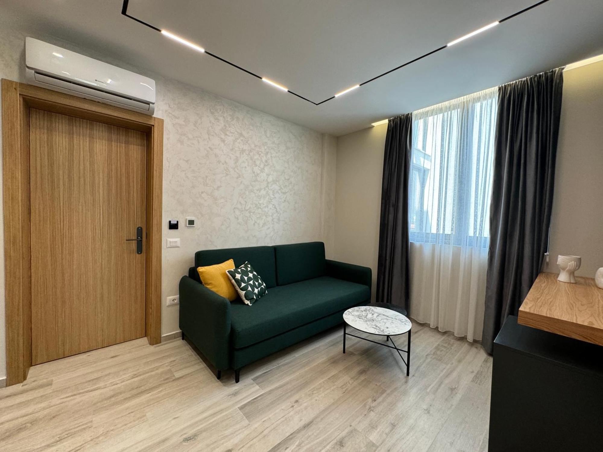 Twins Hotel Vlorë 外观 照片