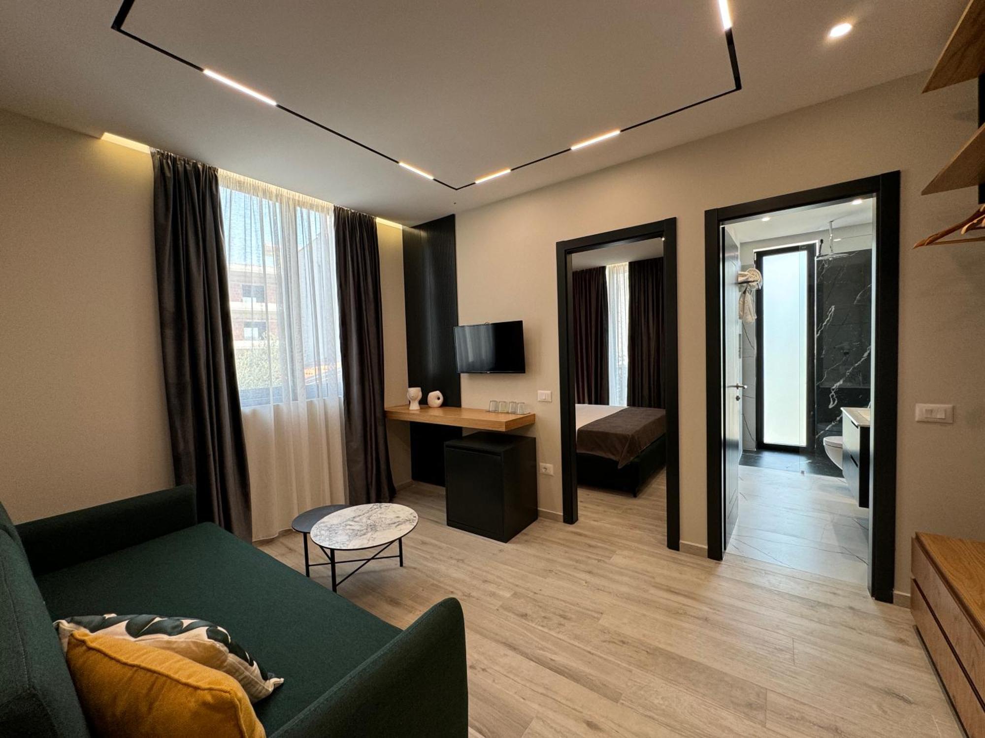 Twins Hotel Vlorë 外观 照片