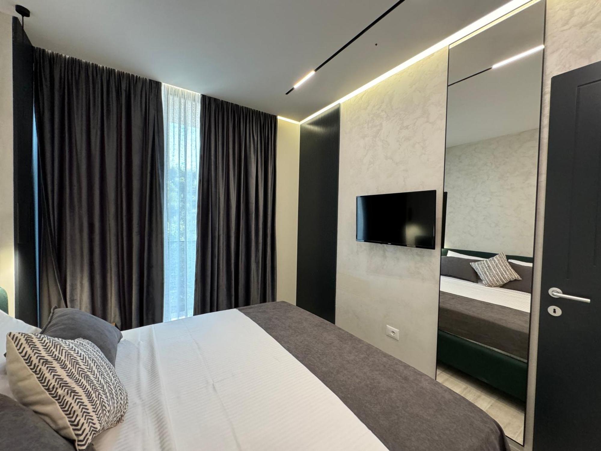 Twins Hotel Vlorë 外观 照片